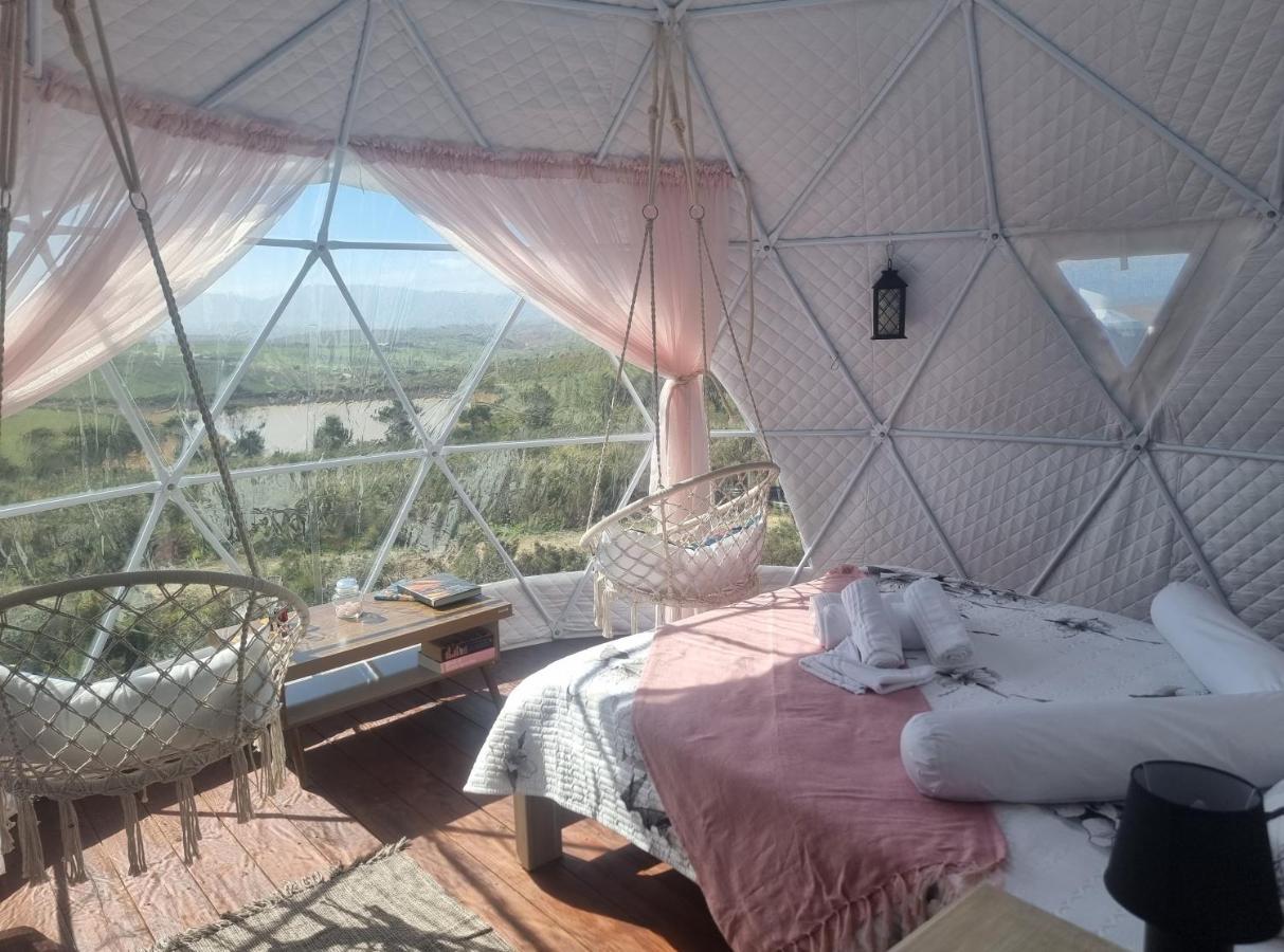 Pom Gratz - Ecodomes Hotel Hartebeesrivier ภายนอก รูปภาพ